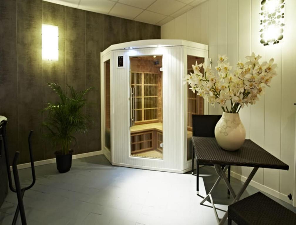 Maison D'Hotes "Les Jardins De Mazamet" Eksteriør billede